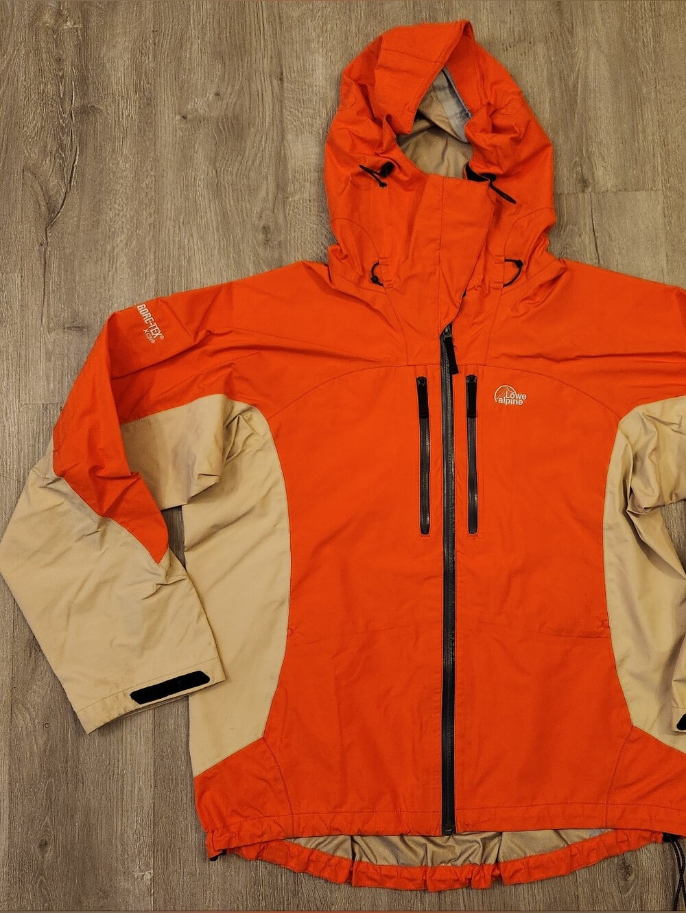 Vintage Lowe Alpine Gore-Tex Jacket Women’s GTX Size Large Hiking Skiing Orange